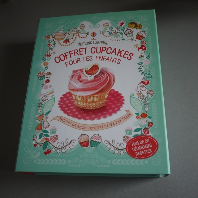 Le coffret cupcakes pour les enfants aux Editions Usborne